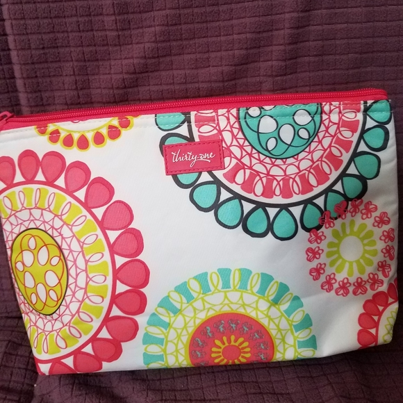 insulated zipper pouch